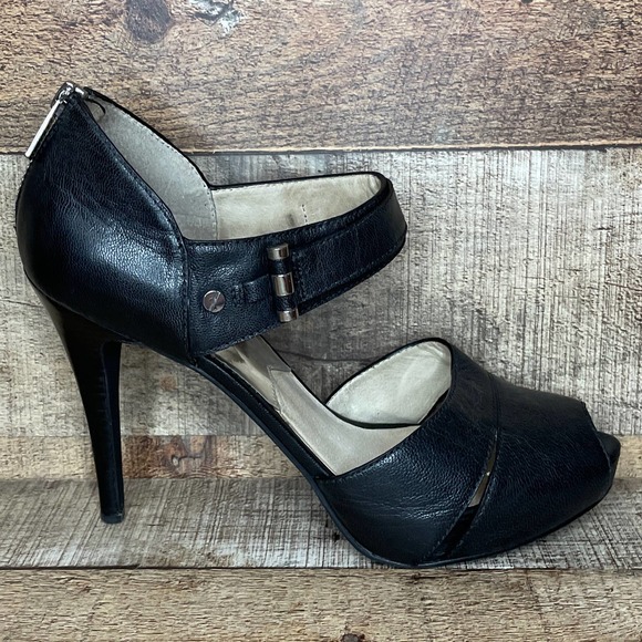 Michael Kors Black Leather Peep Toe Heels Back Zip Size 10 - Picture 4 of 14